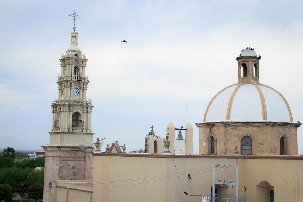 Guidi Hotel Linares Exterior foto